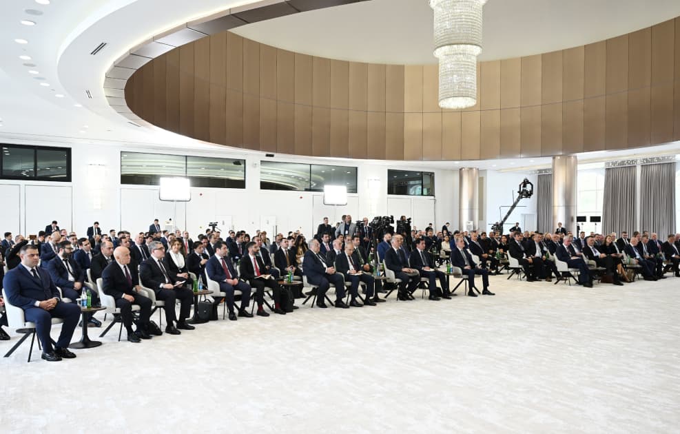 Prezident İlham Əliyevin və Andrey Babişin iştirakı ilə Azərbaycan-Çexiya biznes-forumu keçirilib - Şəkil 3