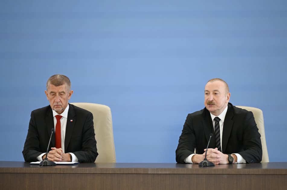 Prezident İlham Əliyevin və Andrey Babişin iştirakı ilə Azərbaycan-Çexiya biznes-forumu keçirilib - Şəkil 11