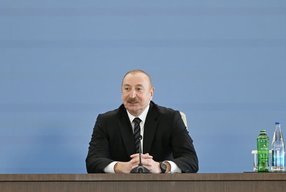 Prezident İlham Əliyevin və Andrey Babişin iştirakı ilə Azərbaycan-Çexiya biznes-forumu keçirilib - Şəkil 14