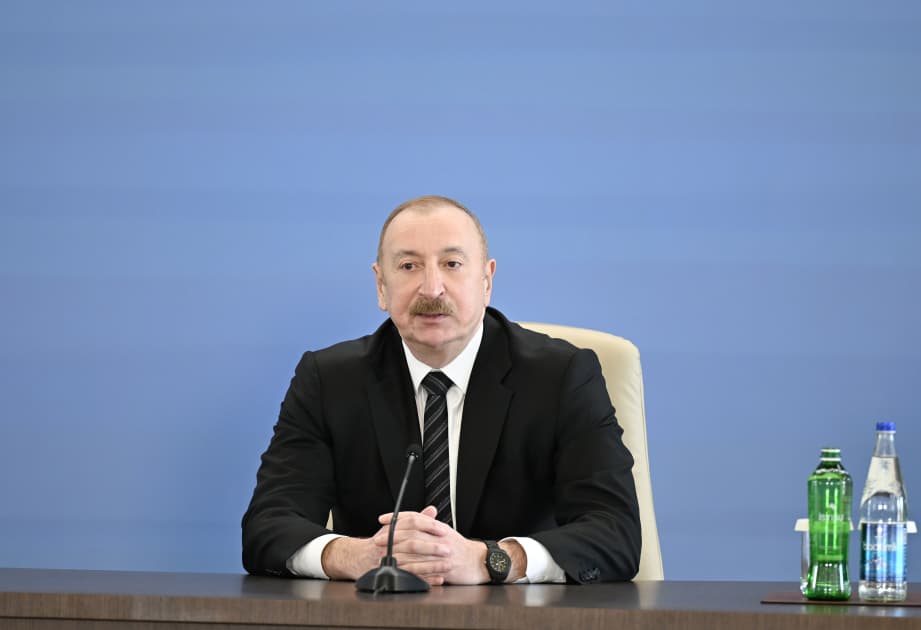 Prezident İlham Əliyevin və Andrey Babişin iştirakı ilə Azərbaycan-Çexiya biznes-forumu keçirilib - Şəkil 15