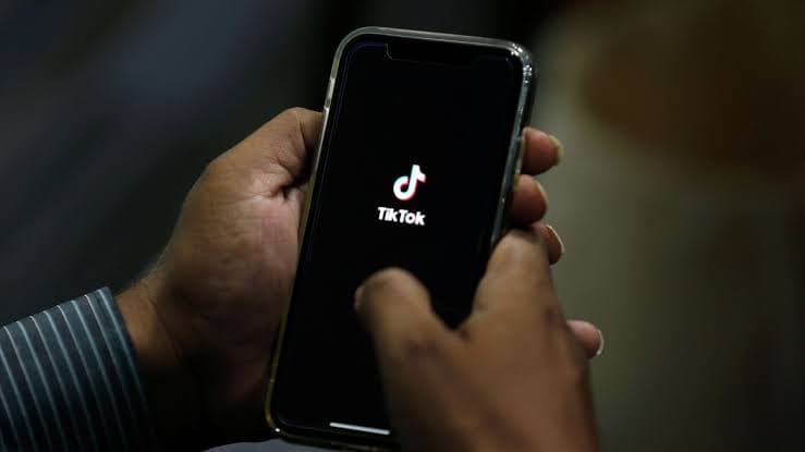 TikTok və Pinterest Rusiyada cərimələnib