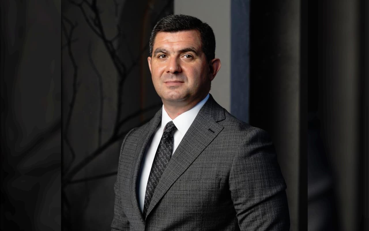 Emin Əliyev: "Azərbaycanda KOB-lar üçün bu sahədə sistemli və işlək mexanizm hələ formalaşmayıb" - MÜSAHİBƏ