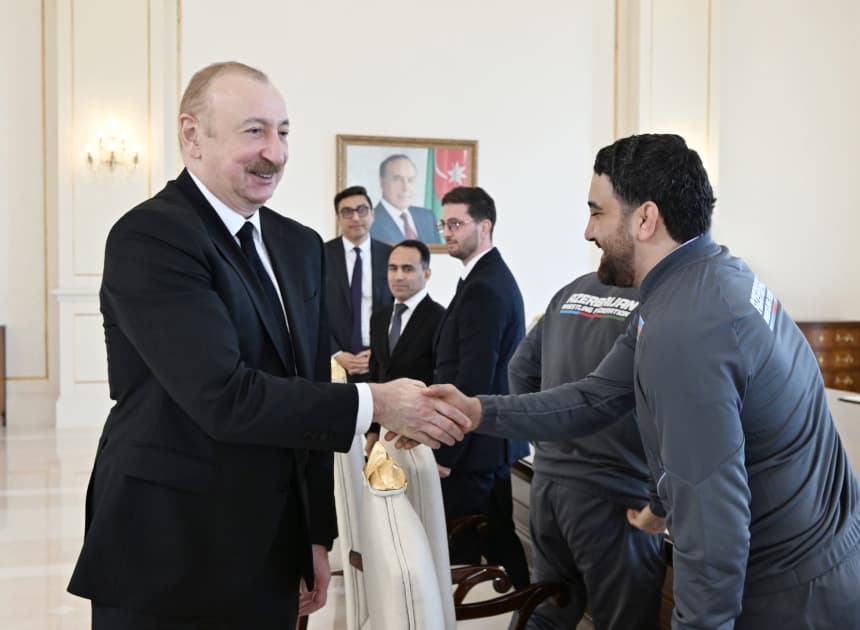 Prezidet İlham Əliyev Avropa çempionlarını təbrik etdi: "Azərbaycan güləşi yeni zirvələrdədir" Prezidet İlham Əliyev Avropa çempionlarını təbrik etdi: "Azərbaycan güləşi yeni zirvələrdədir" - Şəkil 22