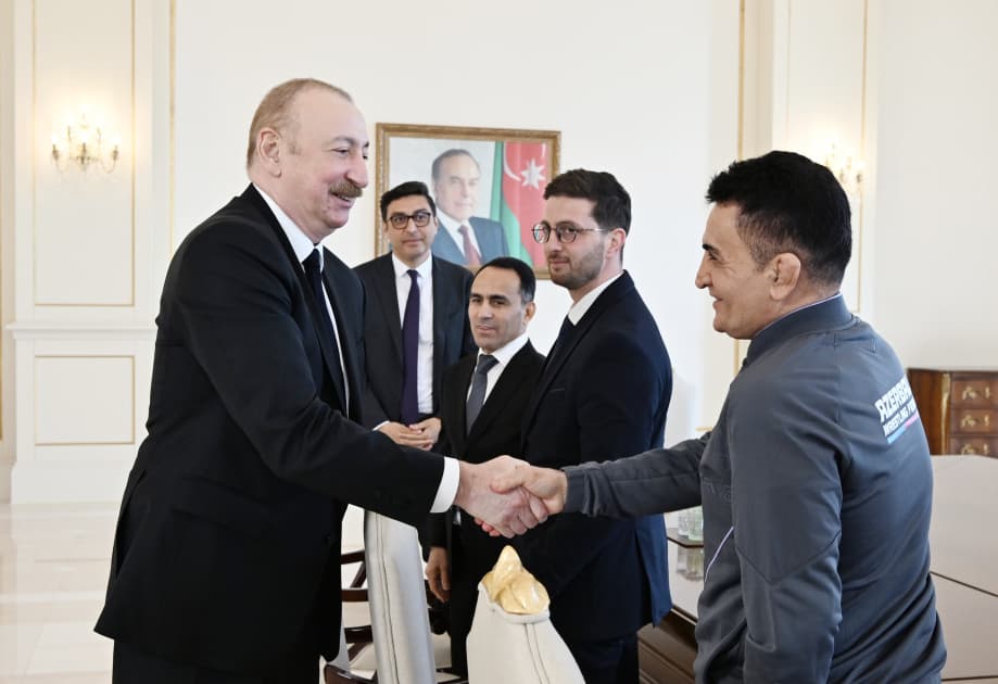 Prezidet İlham Əliyev Avropa çempionlarını təbrik etdi: "Azərbaycan güləşi yeni zirvələrdədir" Prezidet İlham Əliyev Avropa çempionlarını təbrik etdi: "Azərbaycan güləşi yeni zirvələrdədir" - Şəkil 23