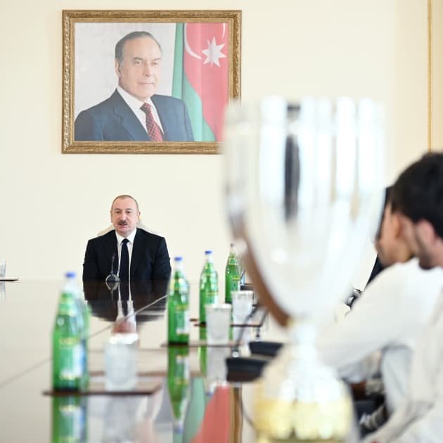 Prezidet İlham Əliyev Avropa çempionlarını təbrik etdi: "Azərbaycan güləşi yeni zirvələrdədir" Prezidet İlham Əliyev Avropa çempionlarını təbrik etdi: "Azərbaycan güləşi yeni zirvələrdədir" - Şəkil 32