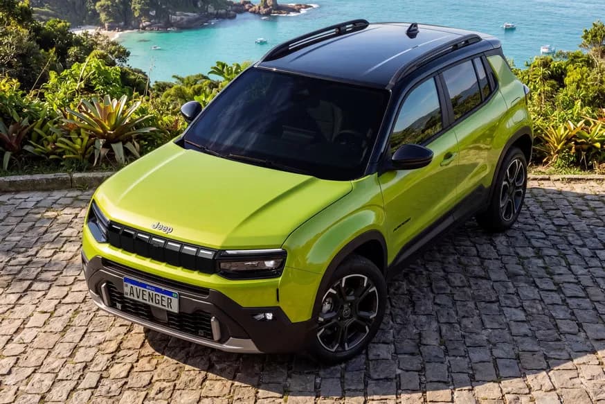 Yenilənmiş Jeep Avenger krossoveri ilk dəfə təqdim olunub