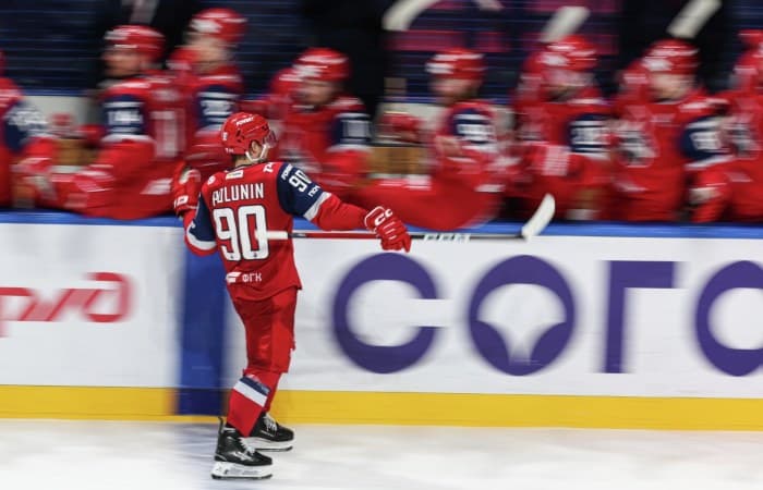 “Lokomotiv” yarımfinalda “Avanqard”ı məğlub edib