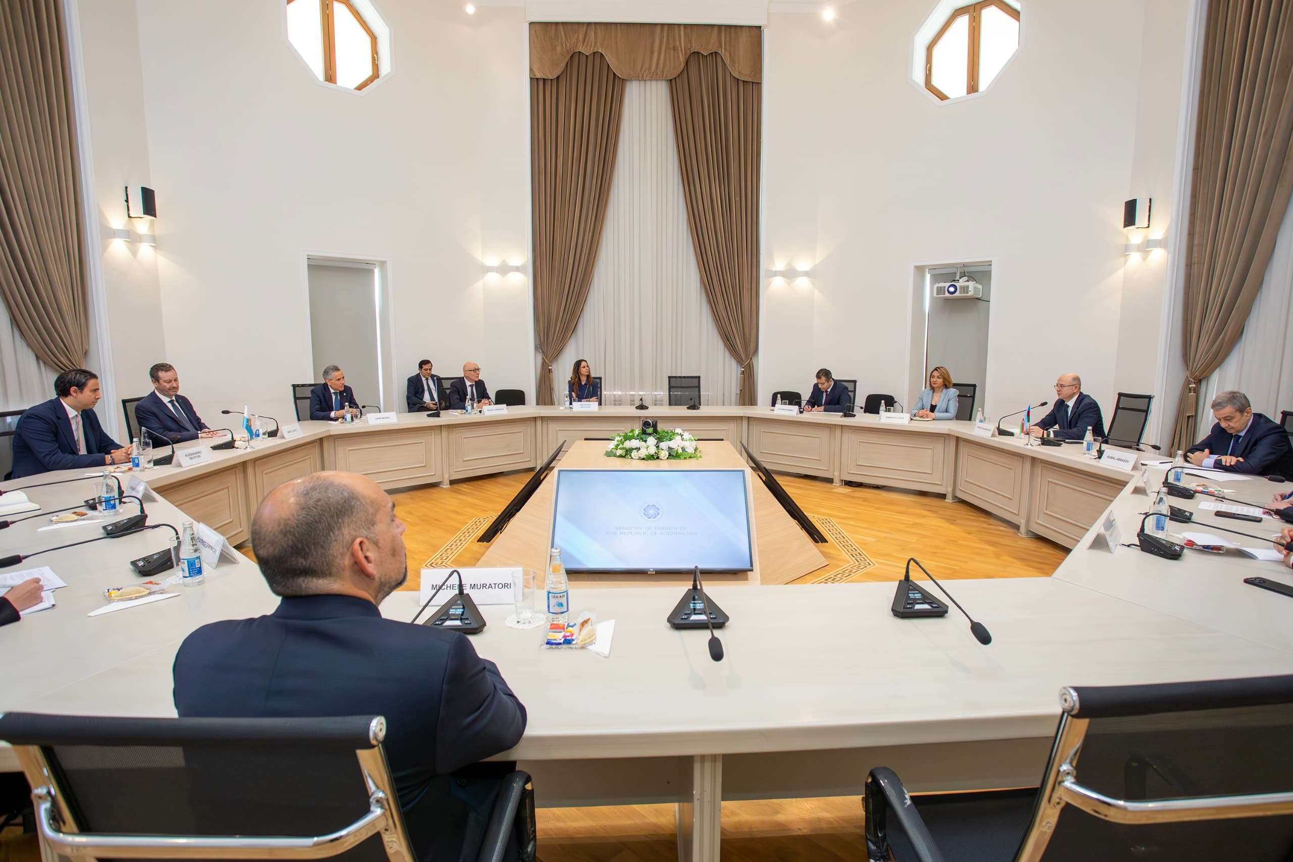 Azərbaycan və San-Marino Enerji Əməkdaşlığını Müzakirə Edib