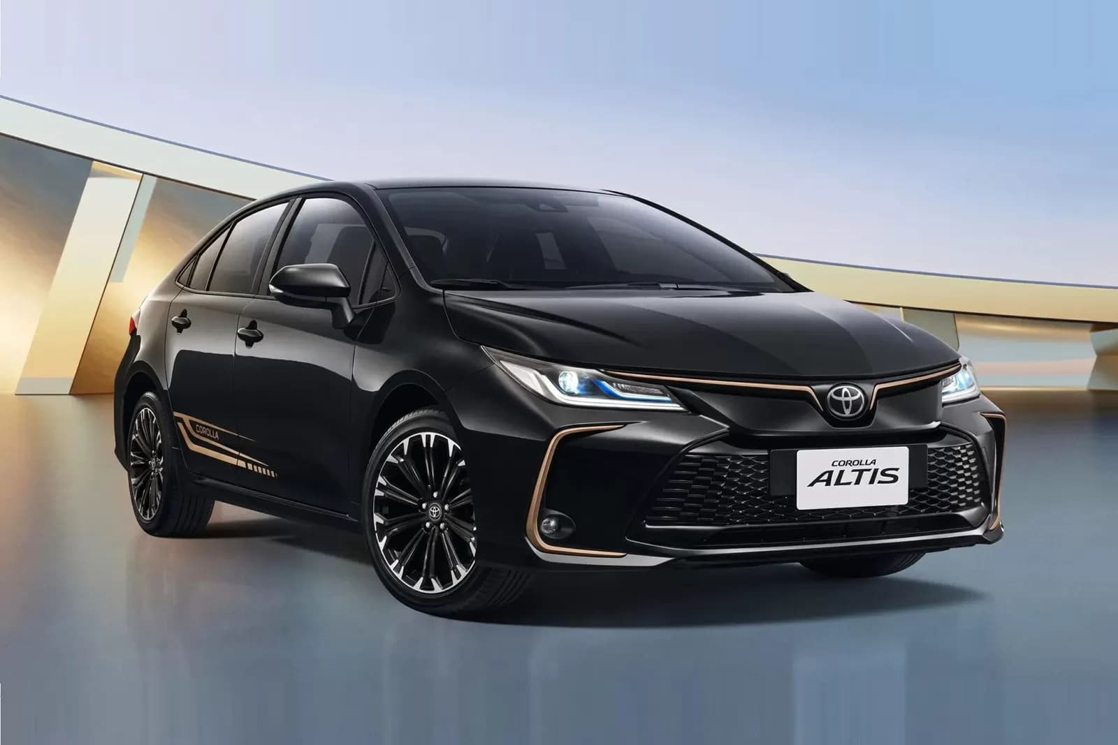 Toyota Corolla ailəsi üçün yubiley xüsusi versiyaları təqdim edilib Toyota Corolla ailəsi üçün yubiley xüsusi versiyaları təqdim edilib