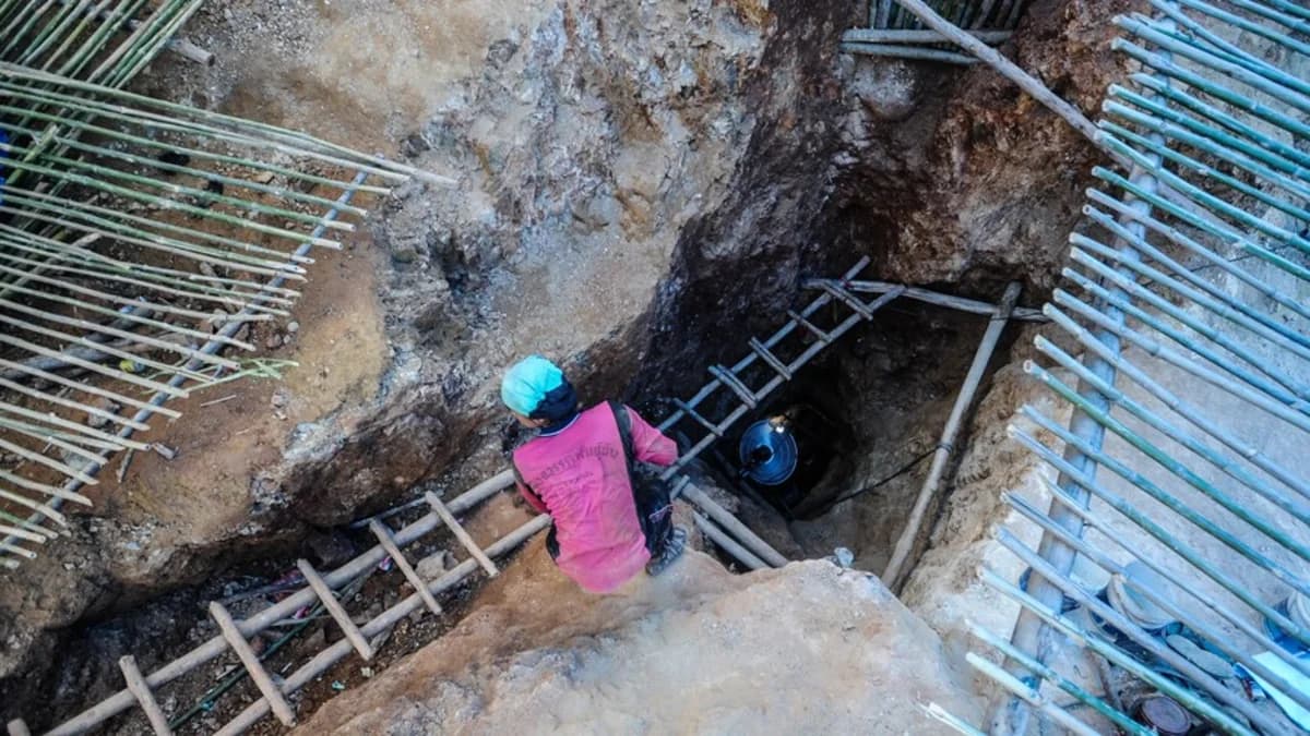 Kenyada qızıl mədəninin çökməsi nəticəsində azı 15 nəfər ölüb