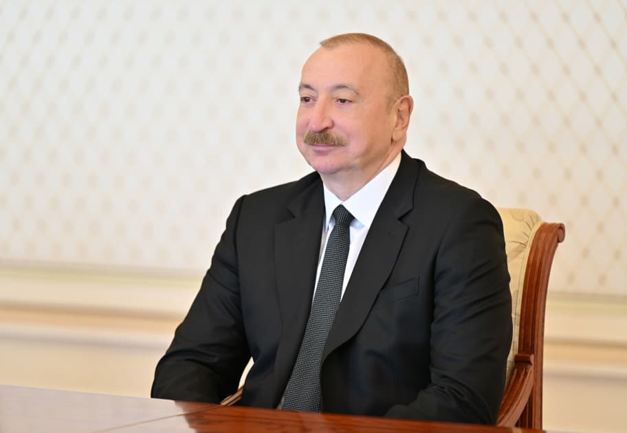 Prezident İlham Əliyev bp şirkətinin baş icraçı direktorunu qəbul edib - Şəkil 4