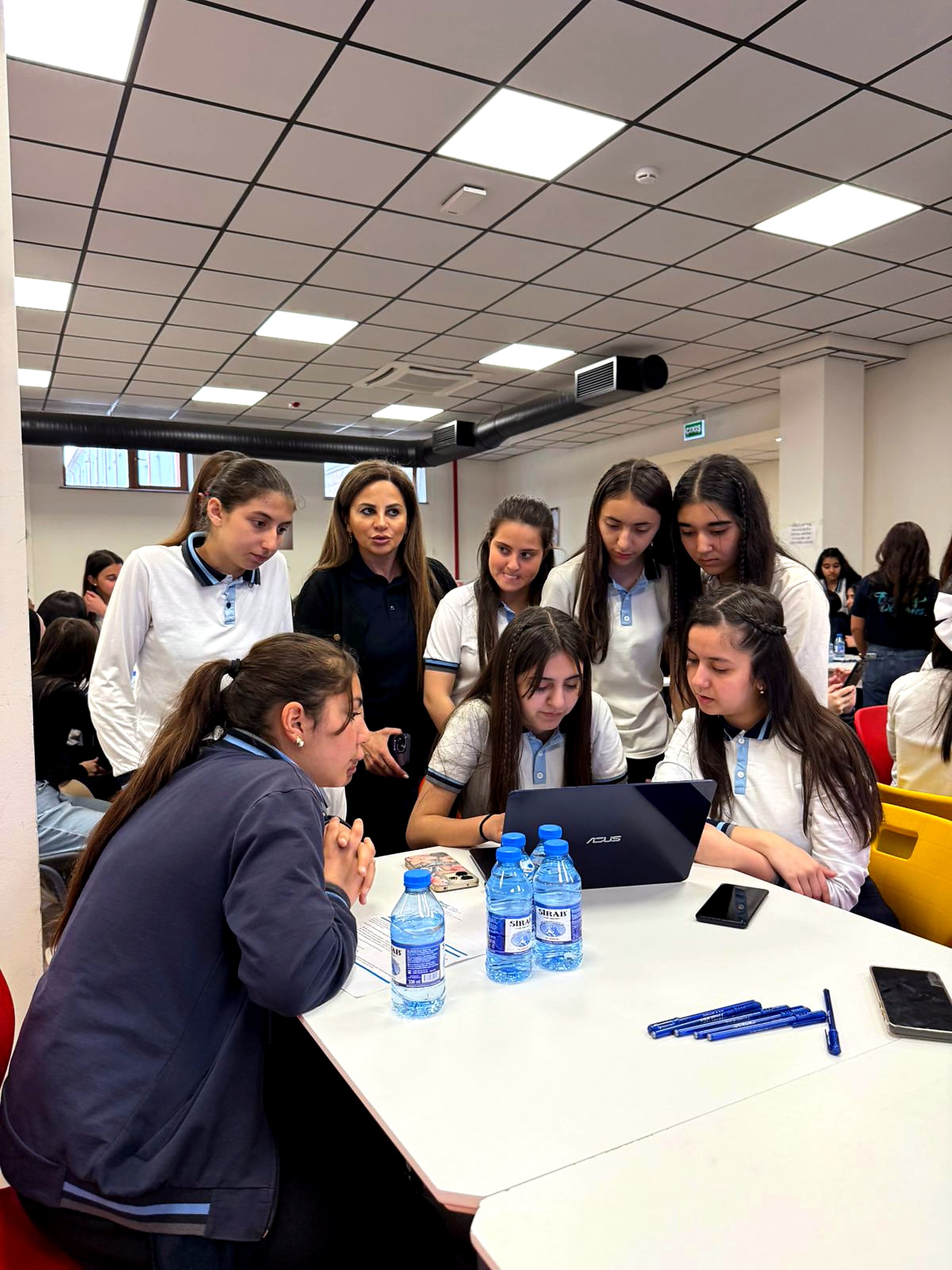 Trendyol Xankəndidə keçirilən regional “İKT-də qızlar” konfransına dəstək olub Trendyol Xankəndidə keçirilən regional “İKT-də qızlar” konfransına dəstək olub - Şəkil 5