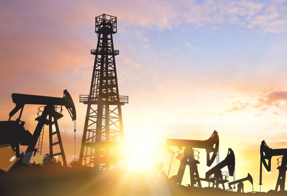 IEA: Qlobal neft ehtiyatları sutkada 4 milyon barel azalıb