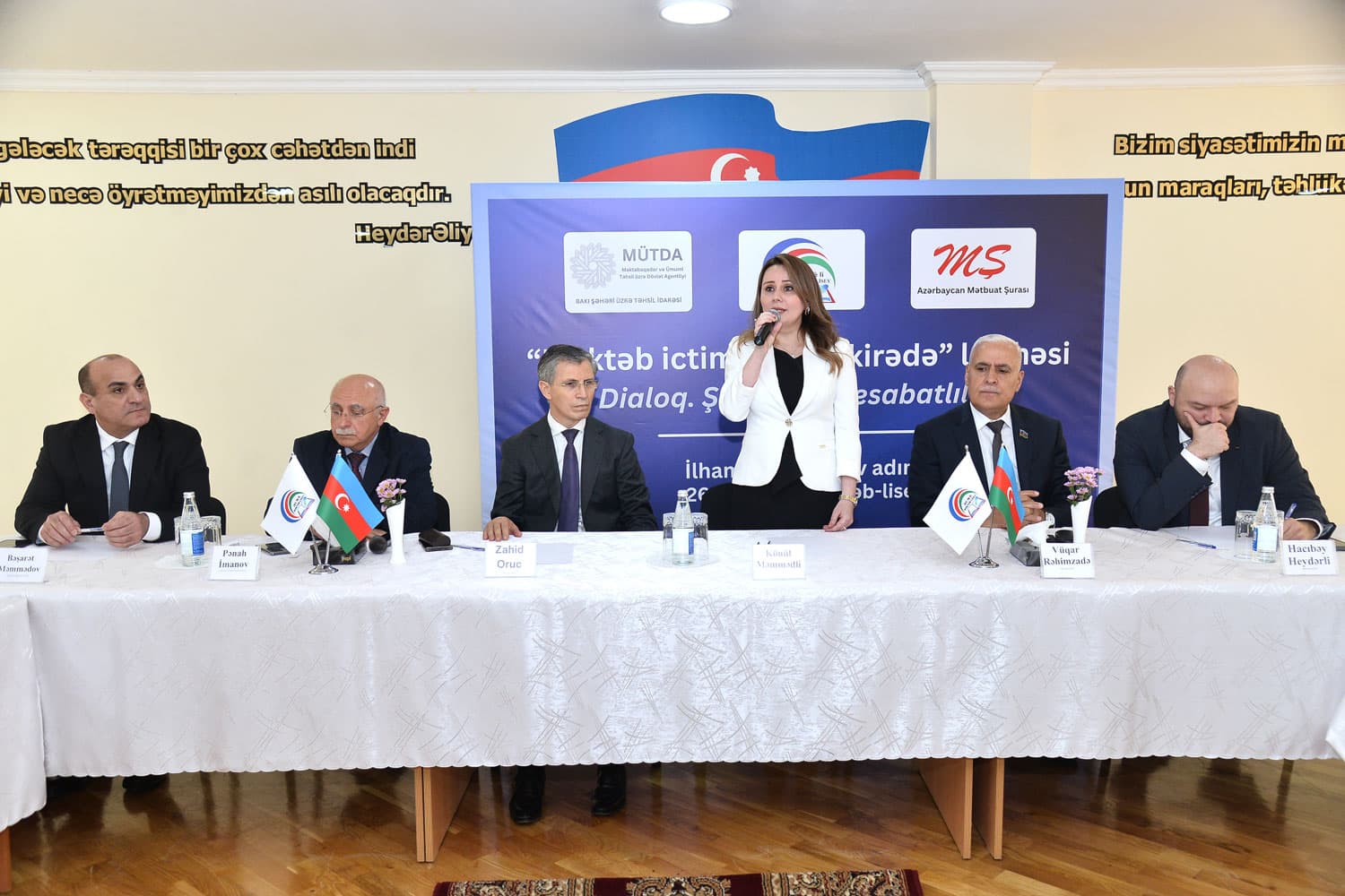 “Məktəb ictimai müzakirədə”- dialoq mühiti genişləndirilir - Şəkil 1