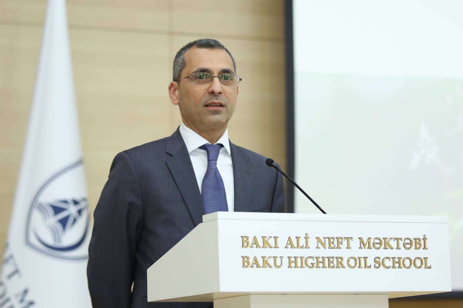 Bakı Ali Neft Məktəbində Tələbə və Gənc tədqiqatçıların VII Beynəlxalq elmi konfranslarının bağlanış mərasimi keçirilib - Şəkil 3