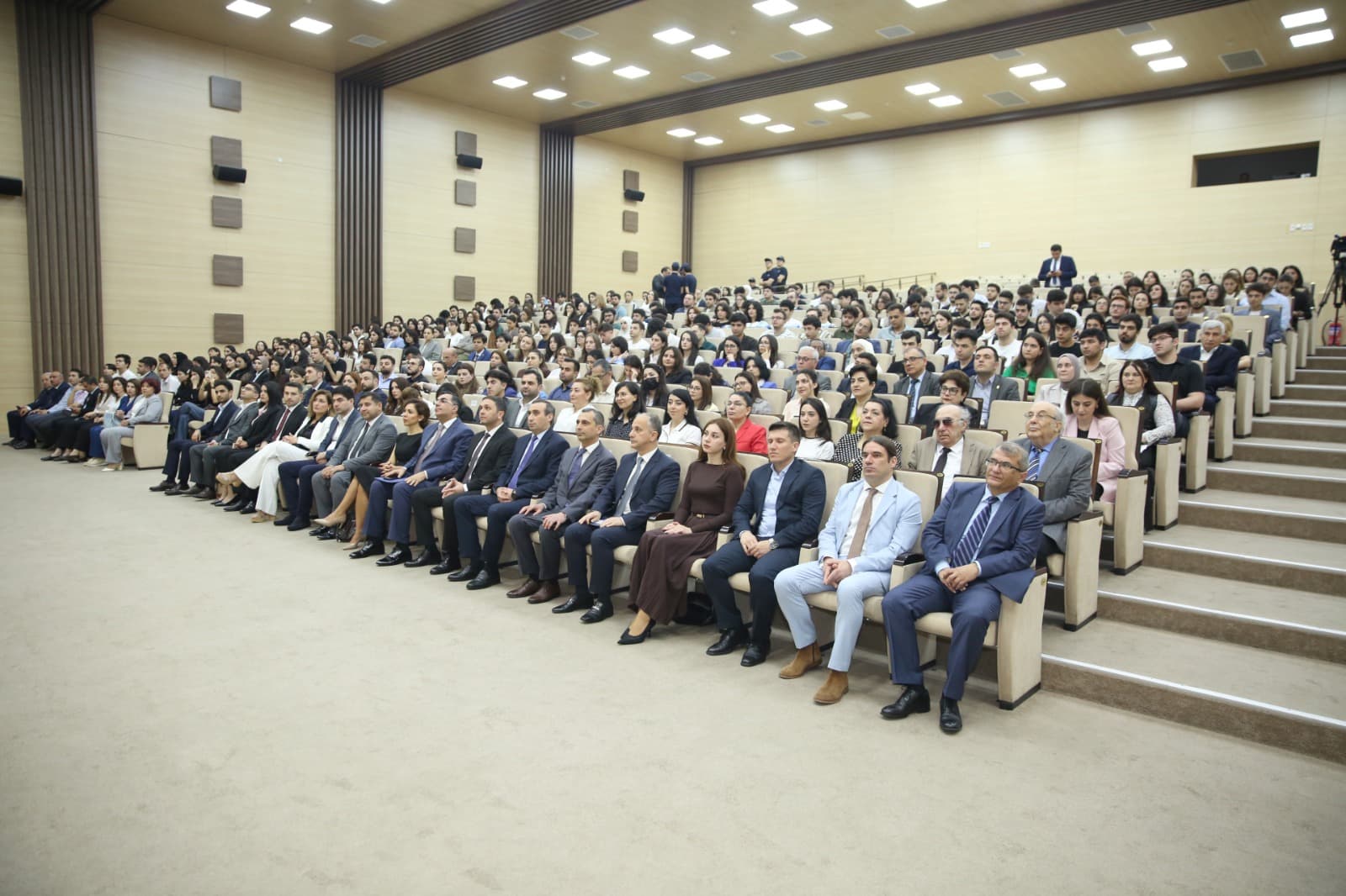 Bakı Ali Neft Məktəbində Tələbə və Gənc tədqiqatçıların VII Beynəlxalq elmi konfranslarının bağlanış mərasimi keçirilib - Şəkil 6
