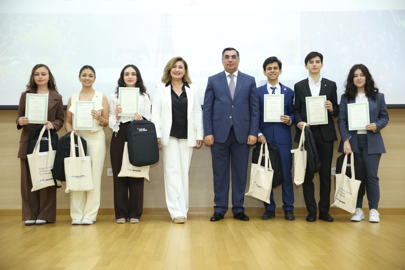 Bakı Ali Neft Məktəbində Tələbə və Gənc tədqiqatçıların VII Beynəlxalq elmi konfranslarının bağlanış mərasimi keçirilib