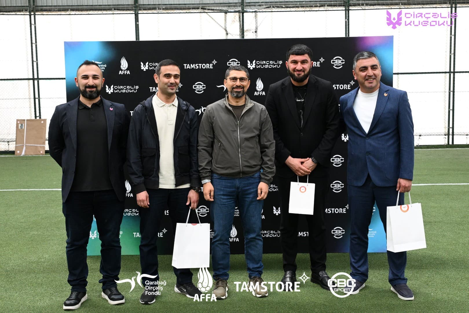 “Dirçəliş Kuboku” xeyriyyə futbol turnirinin yarımfinal oyunları keçirilib - Şəkil 5