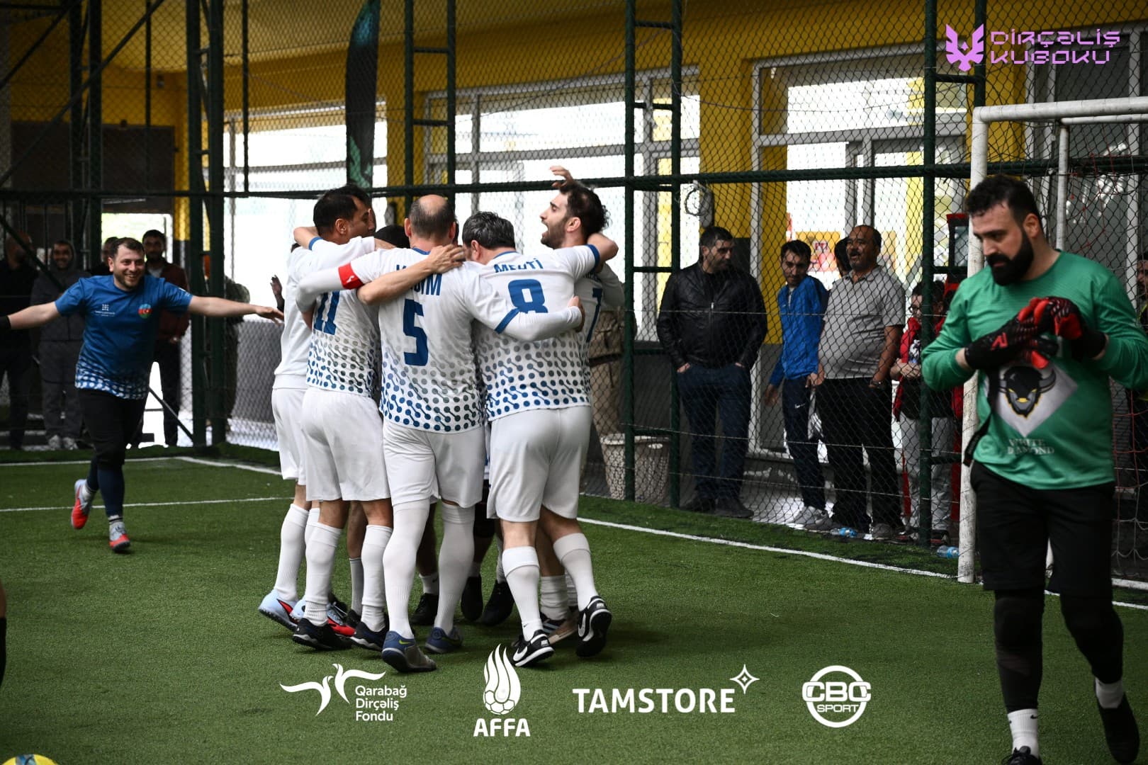 “Dirçəliş Kuboku” xeyriyyə futbol turnirinin yarımfinal oyunları keçirilib - Şəkil 29