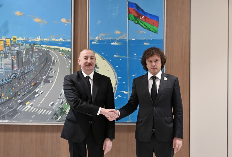 Prezident İlham Əliyevin Gürcüstanın Baş naziri ilə görüşü olub - Şəkil 11