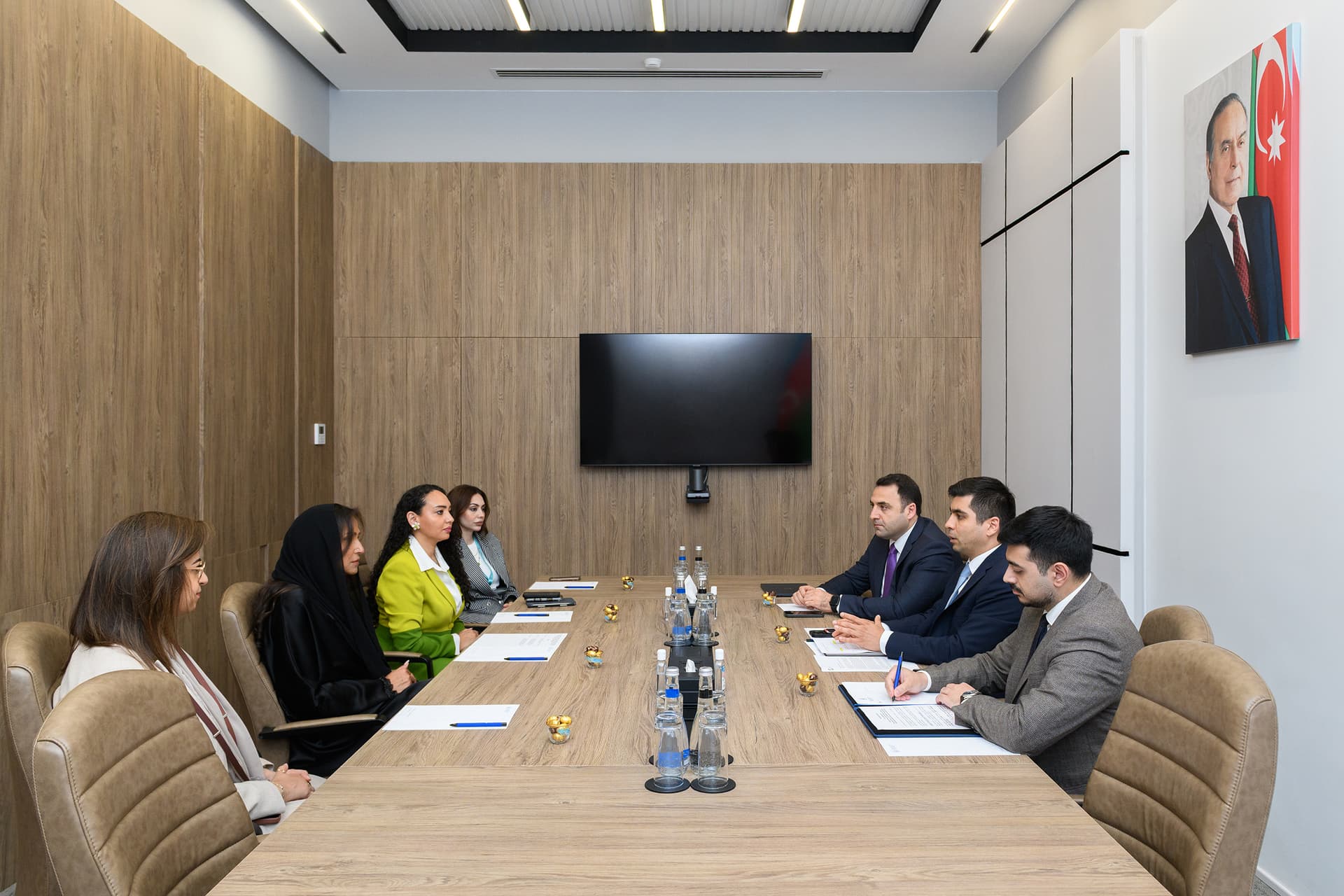 Rəşad Həsənov “Alwaleed Philanthropies” nümayəndəsi ilə rəqəmsal inkişaf sahəsində əməkdaşlığı müzakirə edib