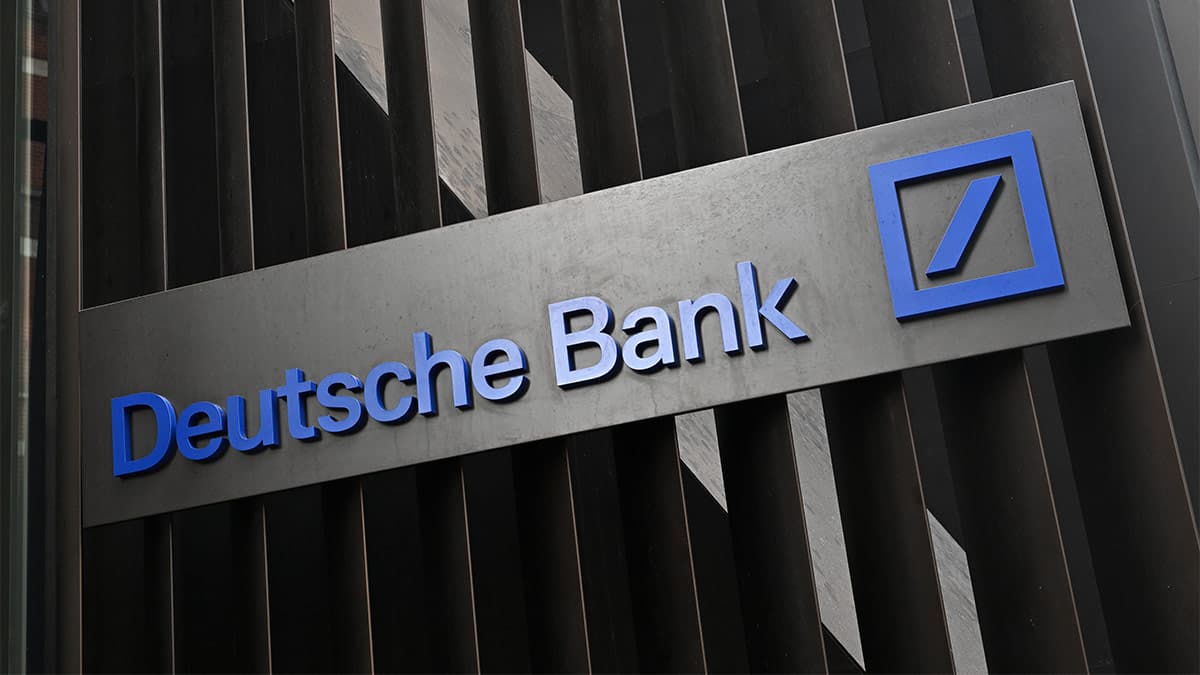 Böyük Britaniya “Deutsche Bank”ın bölməsini anti-Rusiya sanksiyalarını pozduğuna görə cərimələyib
