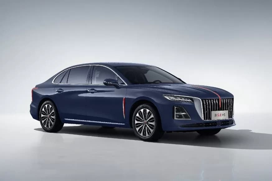 Yenilənmiş Hongqi H5 sedanı yeni interyerlə təqdim olunacaq