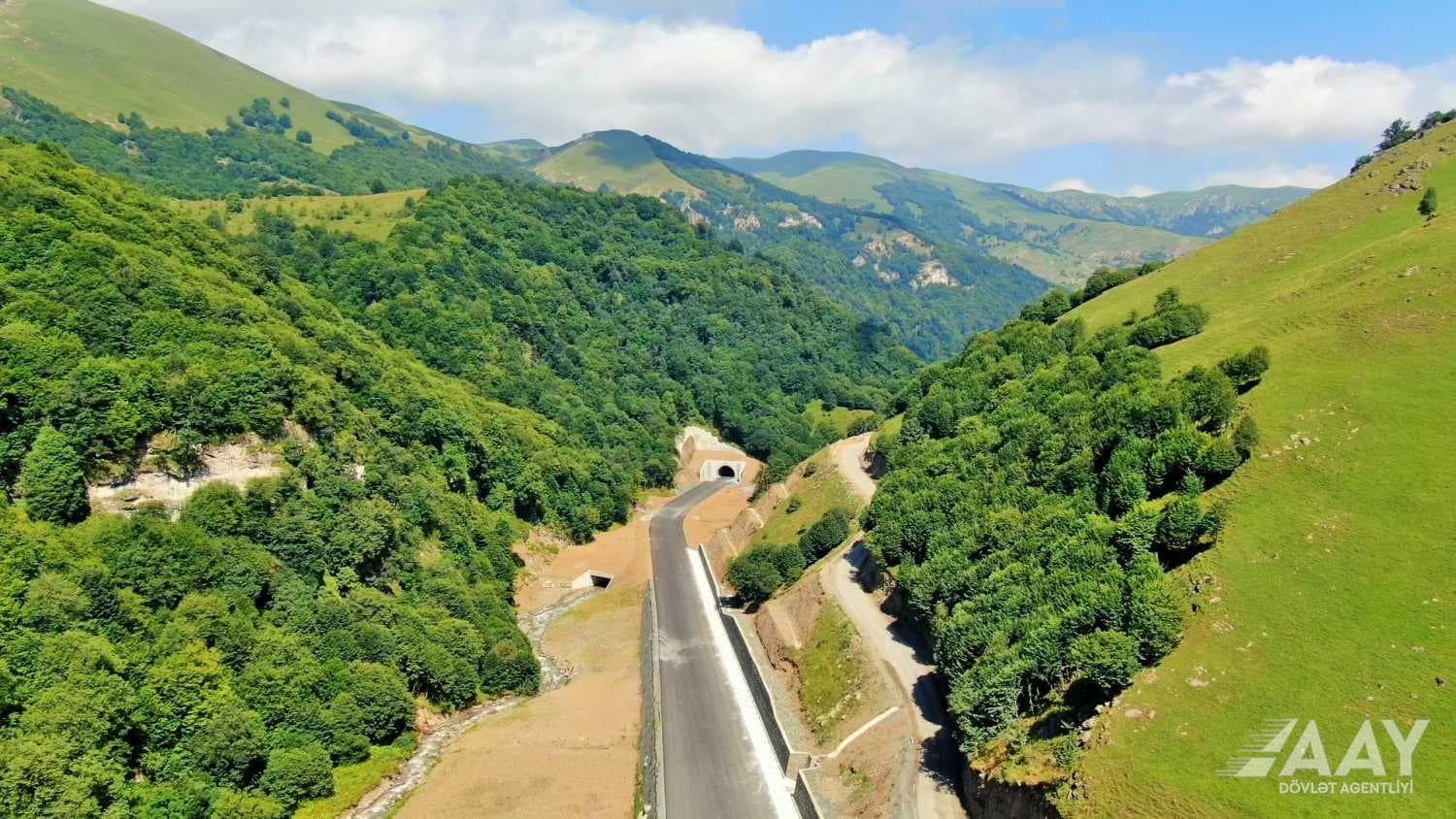 Qarabağda yol infrastrukturu genişlənir: Ağdam–Şuşa yolu yekun mərhələdə