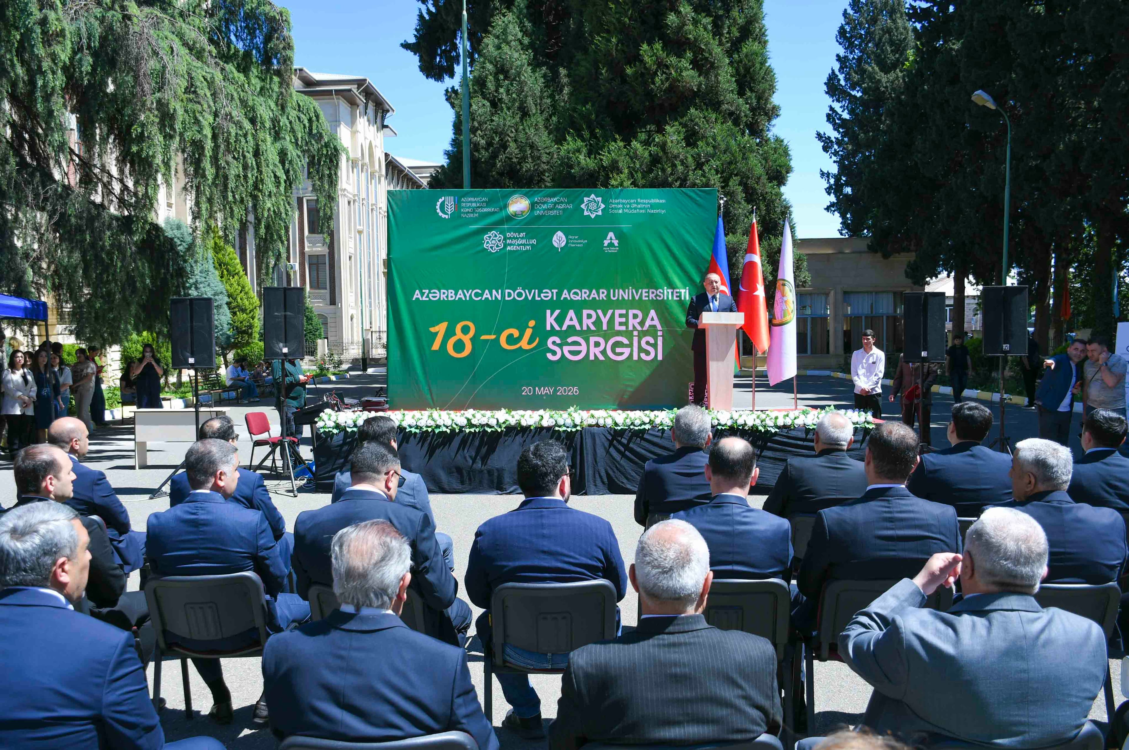 ADAU-da 18-ci Karyera Sərgisi – 900-dən Çox Vakansiya Təqdim Olundu