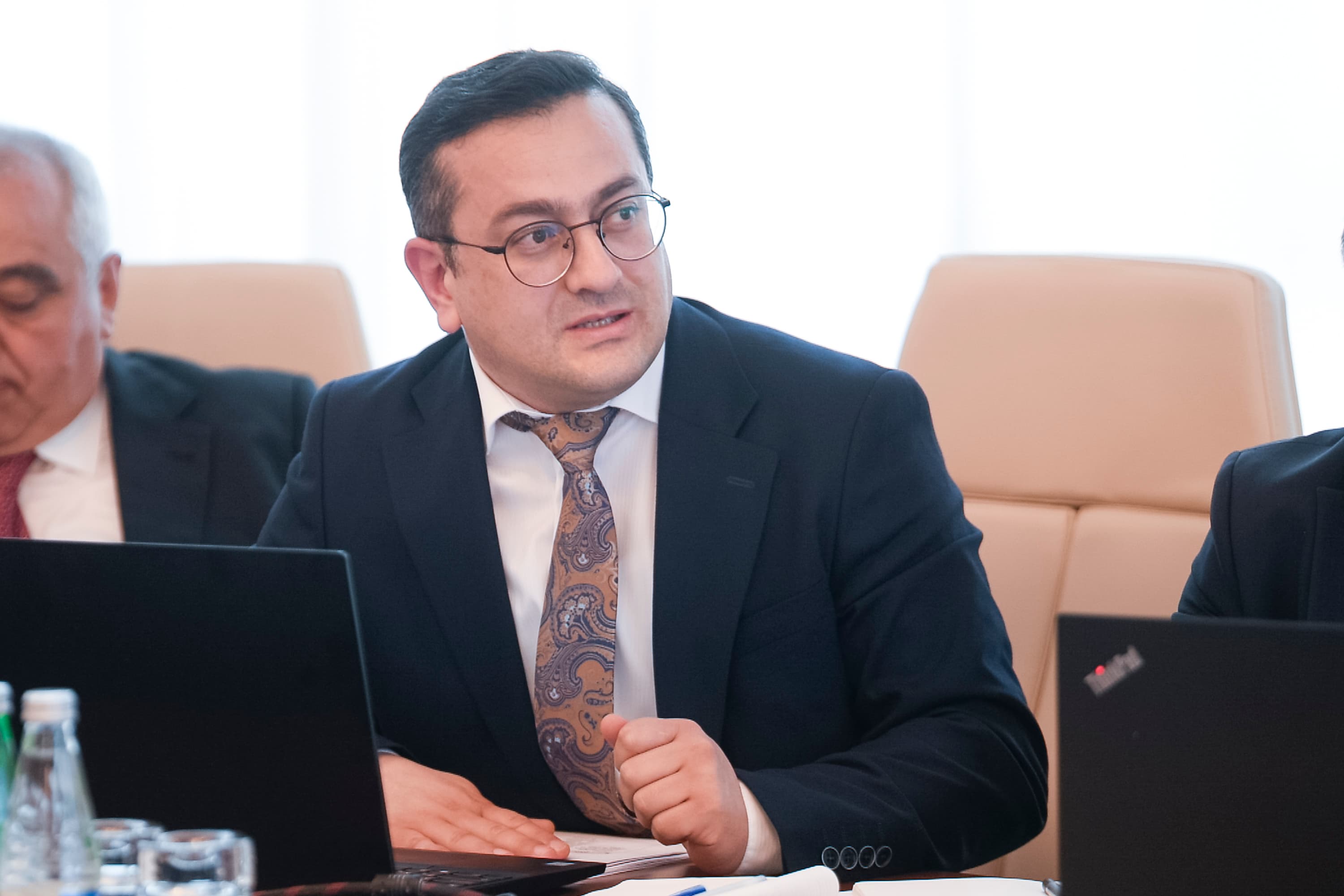 Aqrar sahədə dövlət-özəl əməkdaşlığı müzakirə edilib Aqrar sahədə dövlət-özəl əməkdaşlığı müzakirə edilib - Şəkil 7