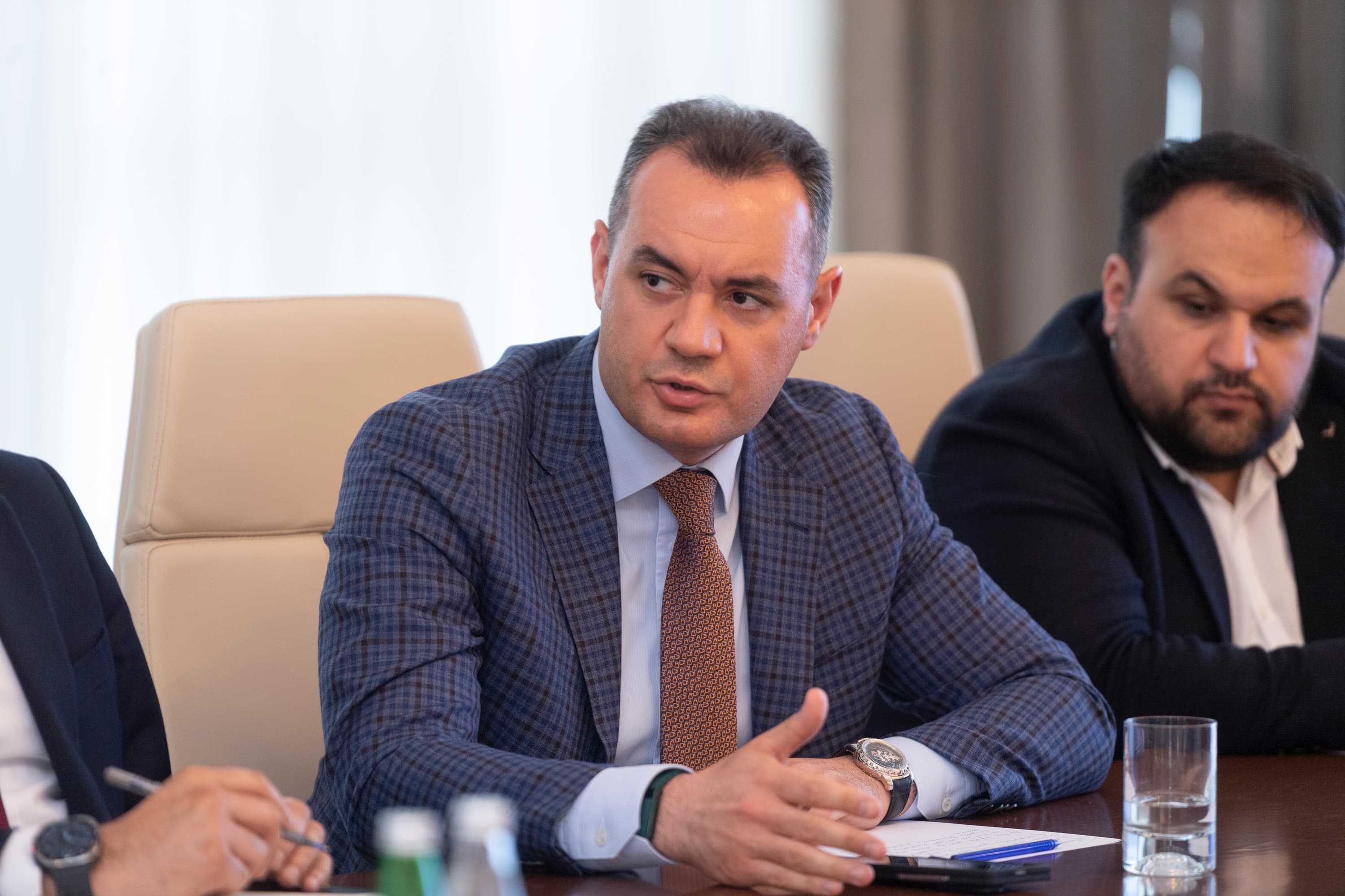 Aqrar sahədə dövlət-özəl əməkdaşlığı müzakirə edilib Aqrar sahədə dövlət-özəl əməkdaşlığı müzakirə edilib - Şəkil 13