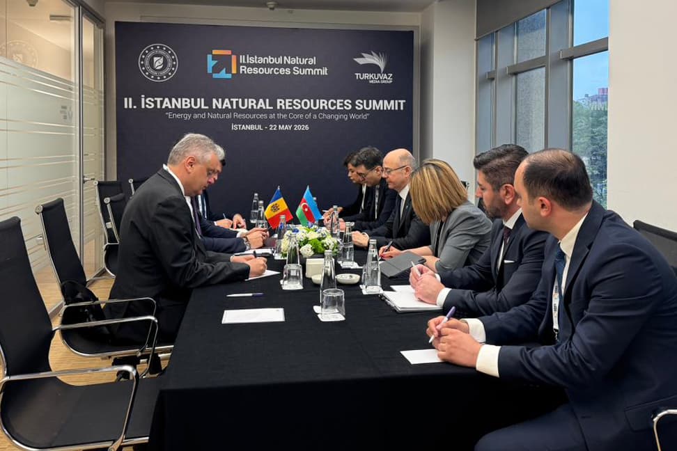 Energetika naziri İstanbulda Türkiyə və Moldovanın energetika nazirləri ilə görüşüb - Şəkil 6