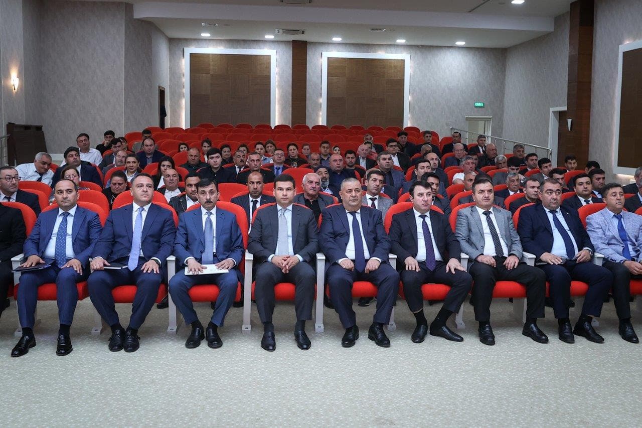 Xızı rayonunda sahibkarlarla görüş keçirilib - Şəkil 2