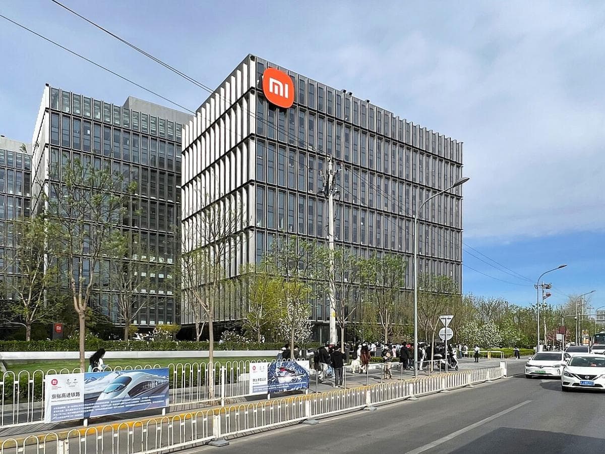 Xiaomi birinci rübdə xalis mənfəətini iki dəfədən çox azaldıb
