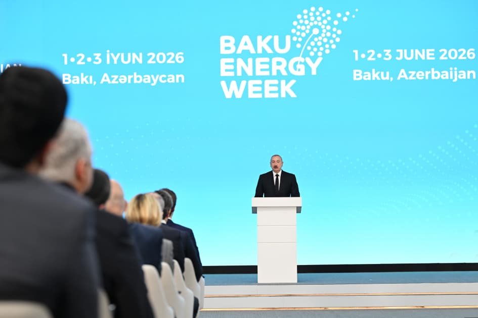 Prezident İlham Əliyev Bakı 31-ci “Baku Energy Forum”un rəsmi açılış mərasimində iştirak edib - Şəkil 37