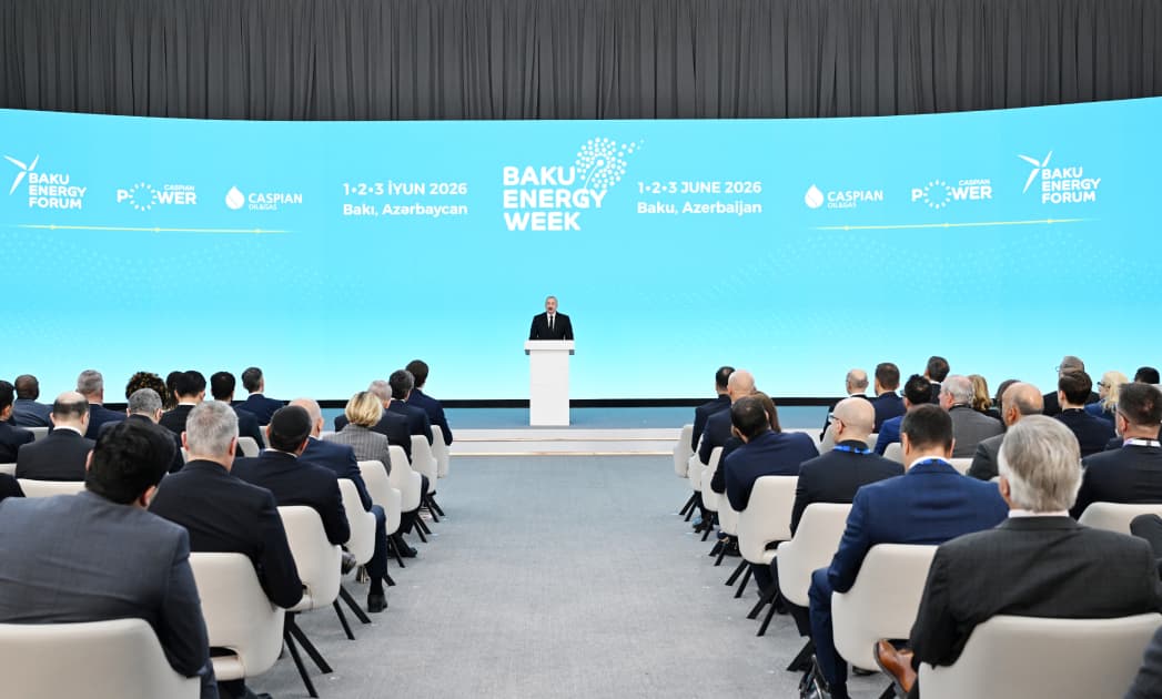 Prezident İlham Əliyev Bakı 31-ci “Baku Energy Forum”un rəsmi açılış mərasimində iştirak edib - Şəkil 42