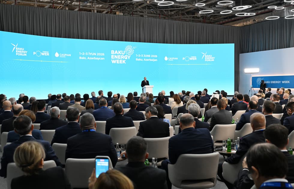Prezident İlham Əliyev Bakı 31-ci “Baku Energy Forum”un rəsmi açılış mərasimində iştirak edib - Şəkil 46