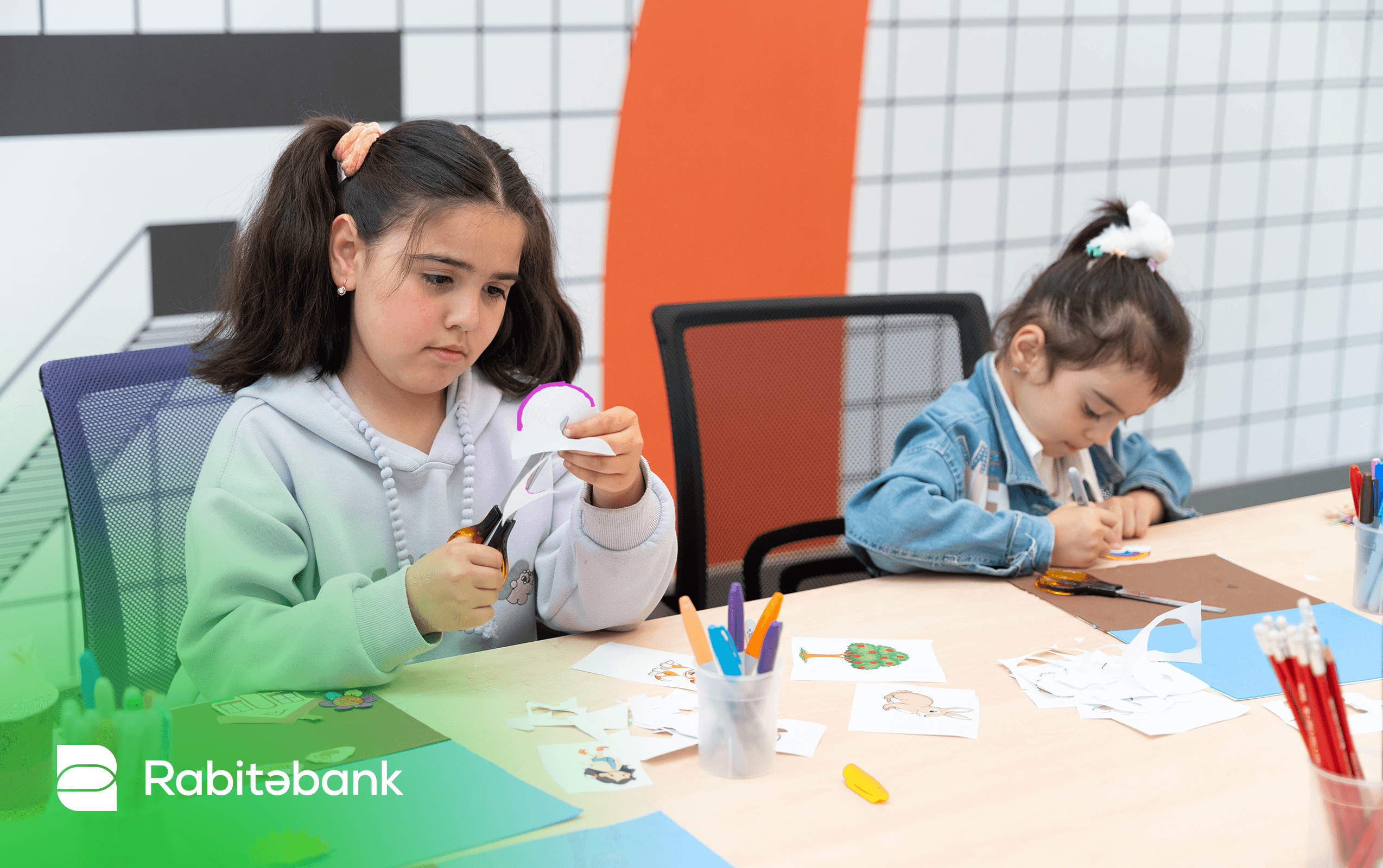 RABİTƏBANK VƏ “İNNOVASİYALAR MƏRKƏZİ” ŞƏHİD ÖVLADLARI ÜÇÜN “ZƏFƏRİN GƏLƏCƏYİ” LAYİHƏSİNİ HƏYATA KEÇİRİB - Şəkil 11