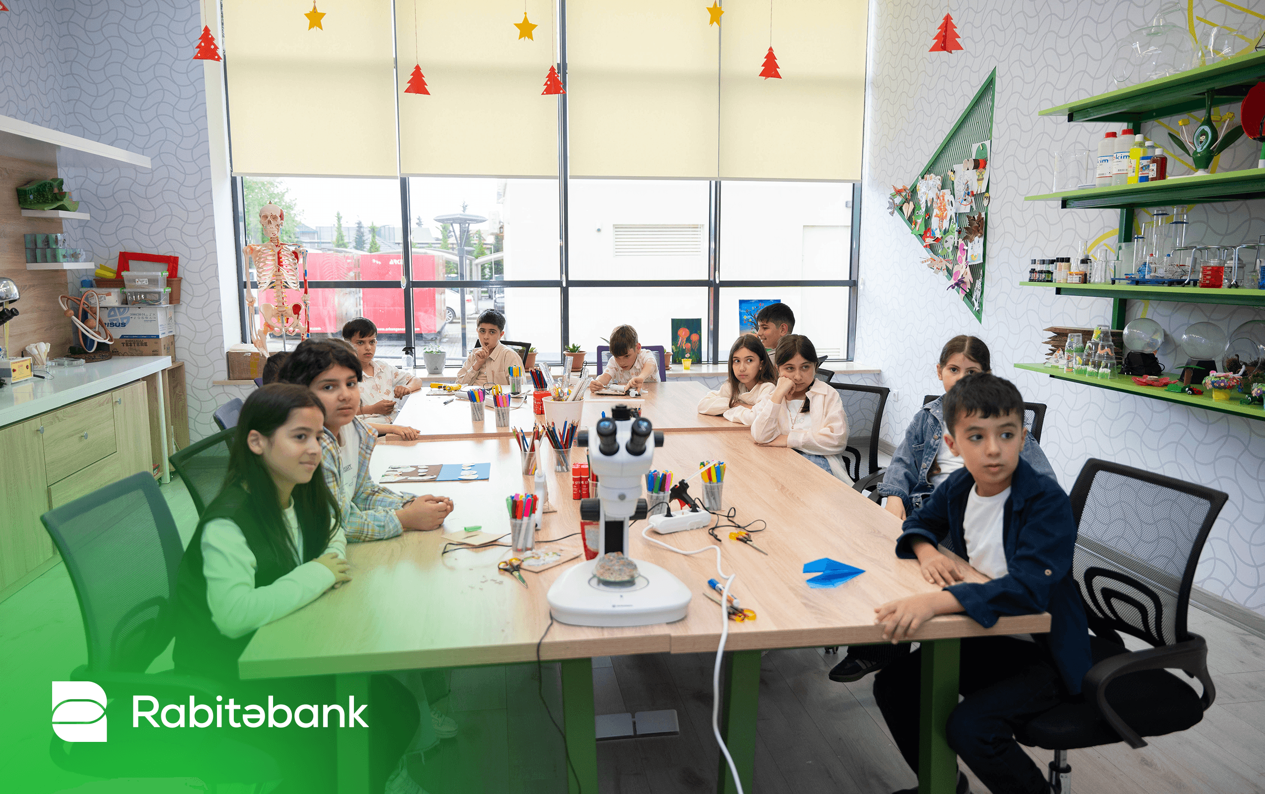 RABİTƏBANK VƏ “İNNOVASİYALAR MƏRKƏZİ” ŞƏHİD ÖVLADLARI ÜÇÜN “ZƏFƏRİN GƏLƏCƏYİ” LAYİHƏSİNİ HƏYATA KEÇİRİB - Şəkil 15