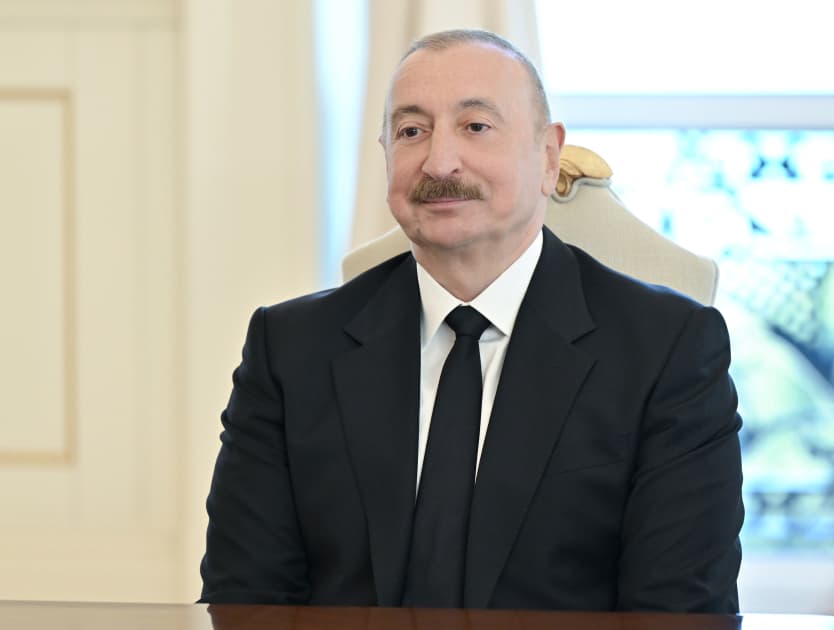 Prezident İlham Əliyev ABŞ Dövlət katibinin iqtisadiyyat, enerji və biznes məsələləri üzrə köməkçisinin başçılıq etdiyi nümayəndə heyətini qəbul edib - Şəkil 2