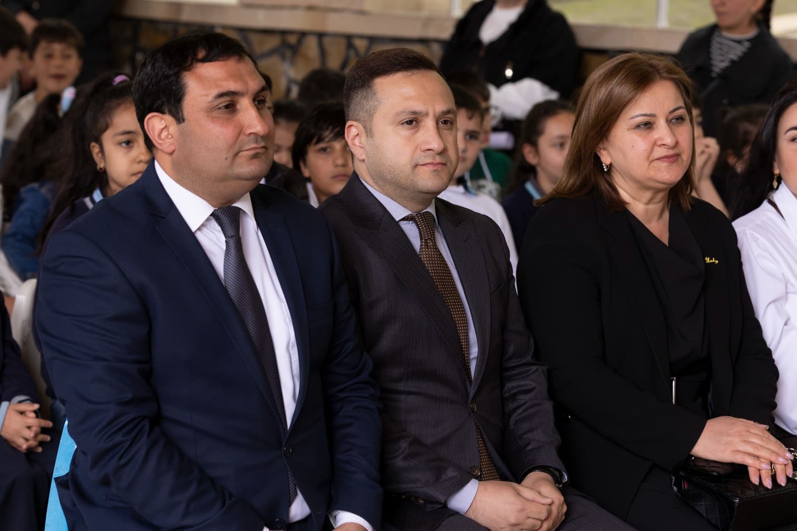 “AzerGold” QSC Uşaqların Beynəlxalq Müdafiəsi Günü münasibətilə Göygöl və Daşkəsəndə səyyar tamaşalar təşkil edib - Şəkil 1
