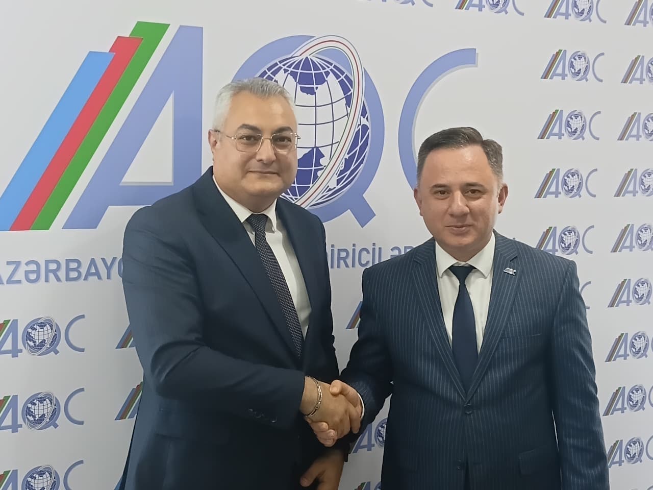 Qiymətləndirmə sektorunda monopoliyalaşma riskləri müzakirə edilib - AQC - Şəkil 2