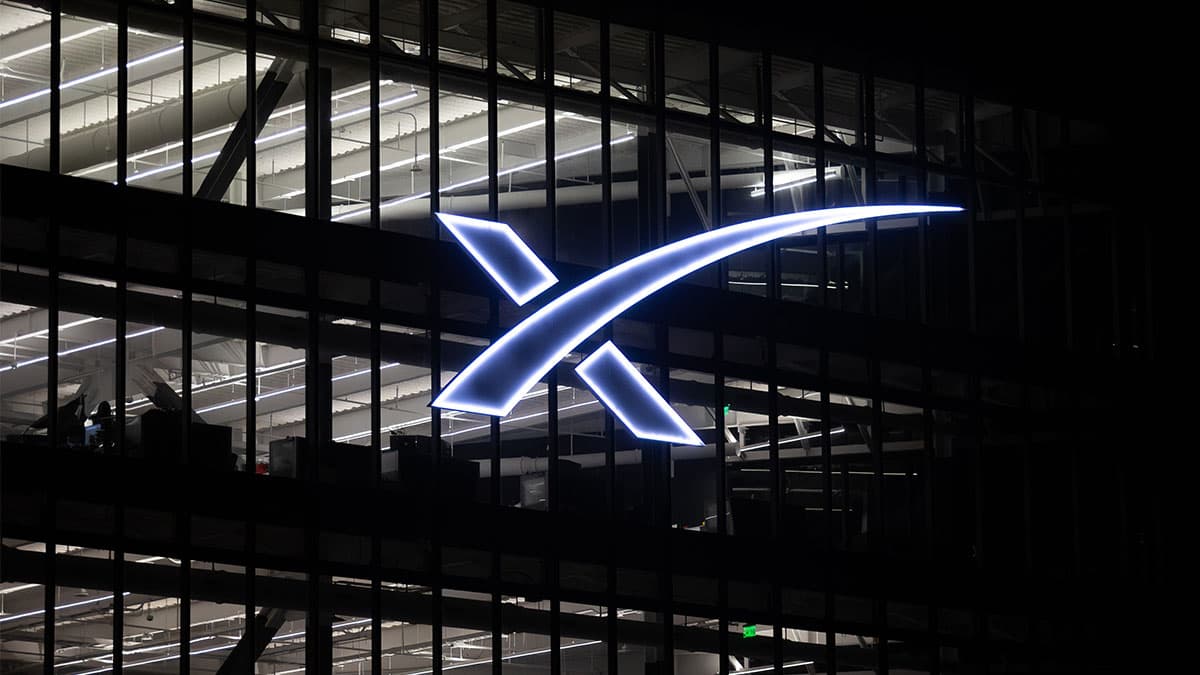 SpaceX IPO vasitəsilə rekord məbləğdə vəsait cəlb etməyi planlaşdırır