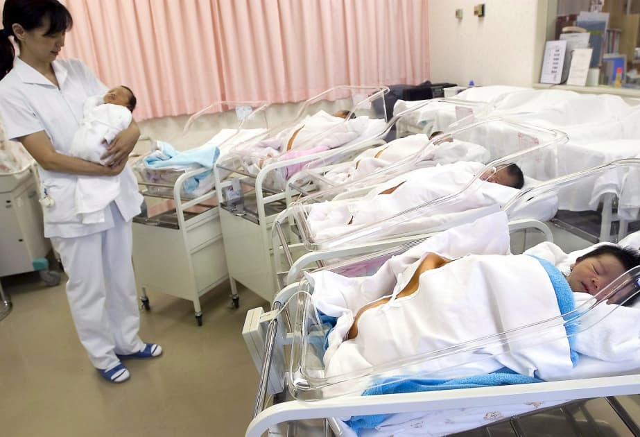 Yaponiyada doğuş sayı rekord minimuma enib
