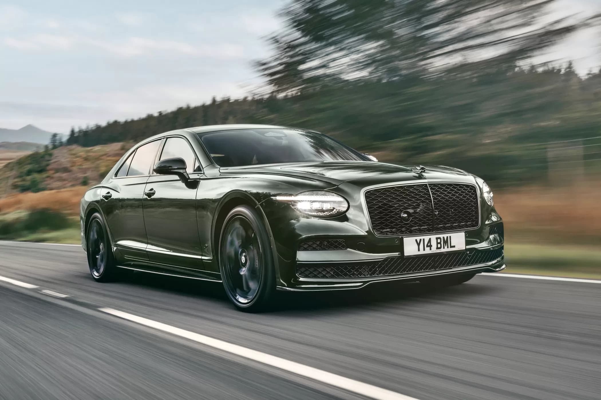 Bentley Flying Spur-un beşinci nəsli təqdim olunub