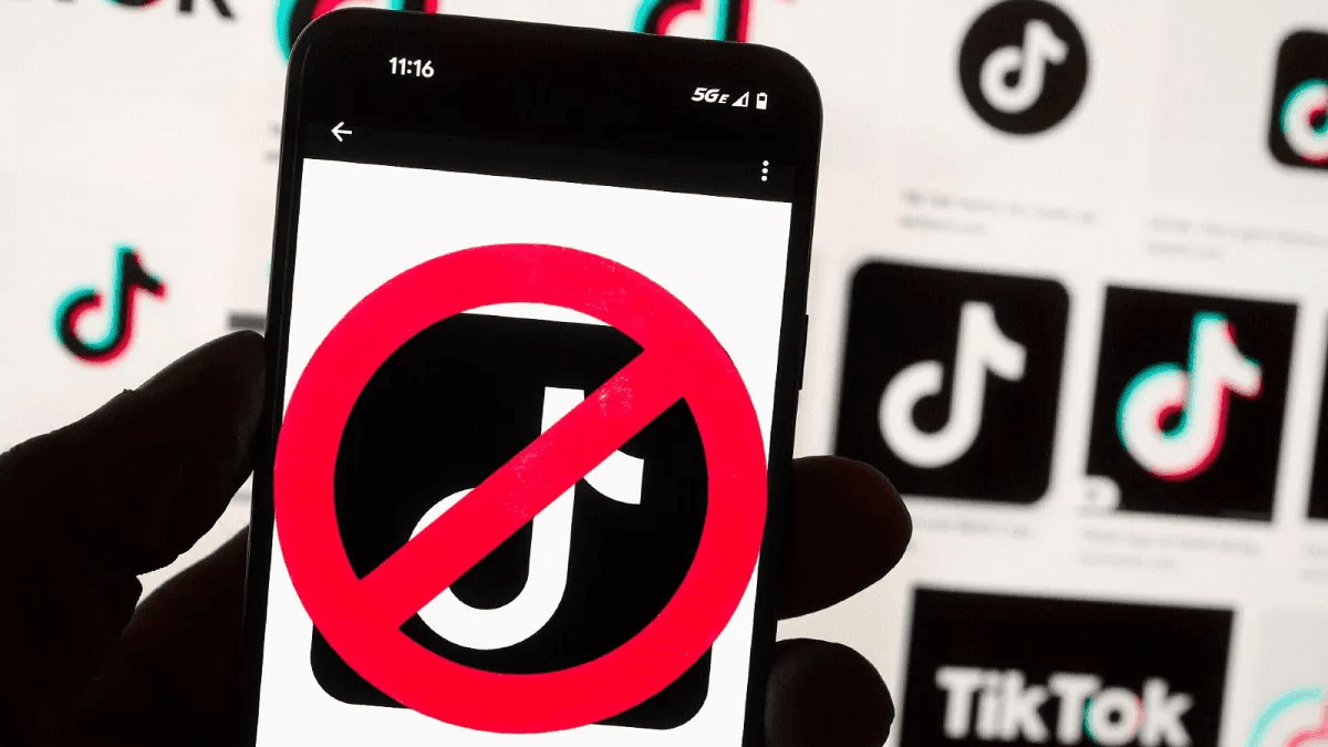 Azərbaycanda məktəblərdə TikTok və riskli məzmunlar bloklanıb