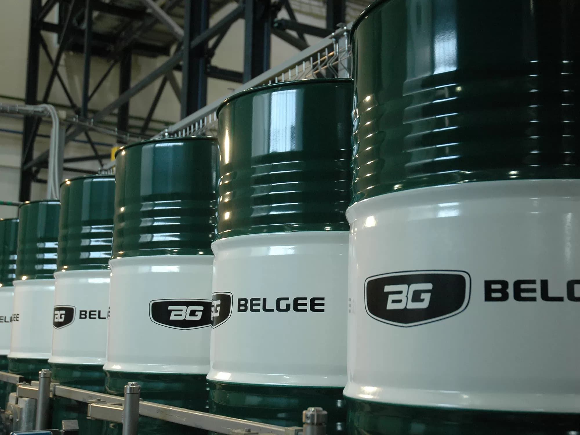 “Lukoil” Belgee markası üçün mühərrik yağı istehsalına başlayıb