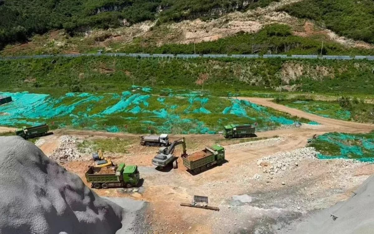 Pekində dağlıq ərazilərdə daşqınlara qarşı böyük müdafiə sistemi qurulur