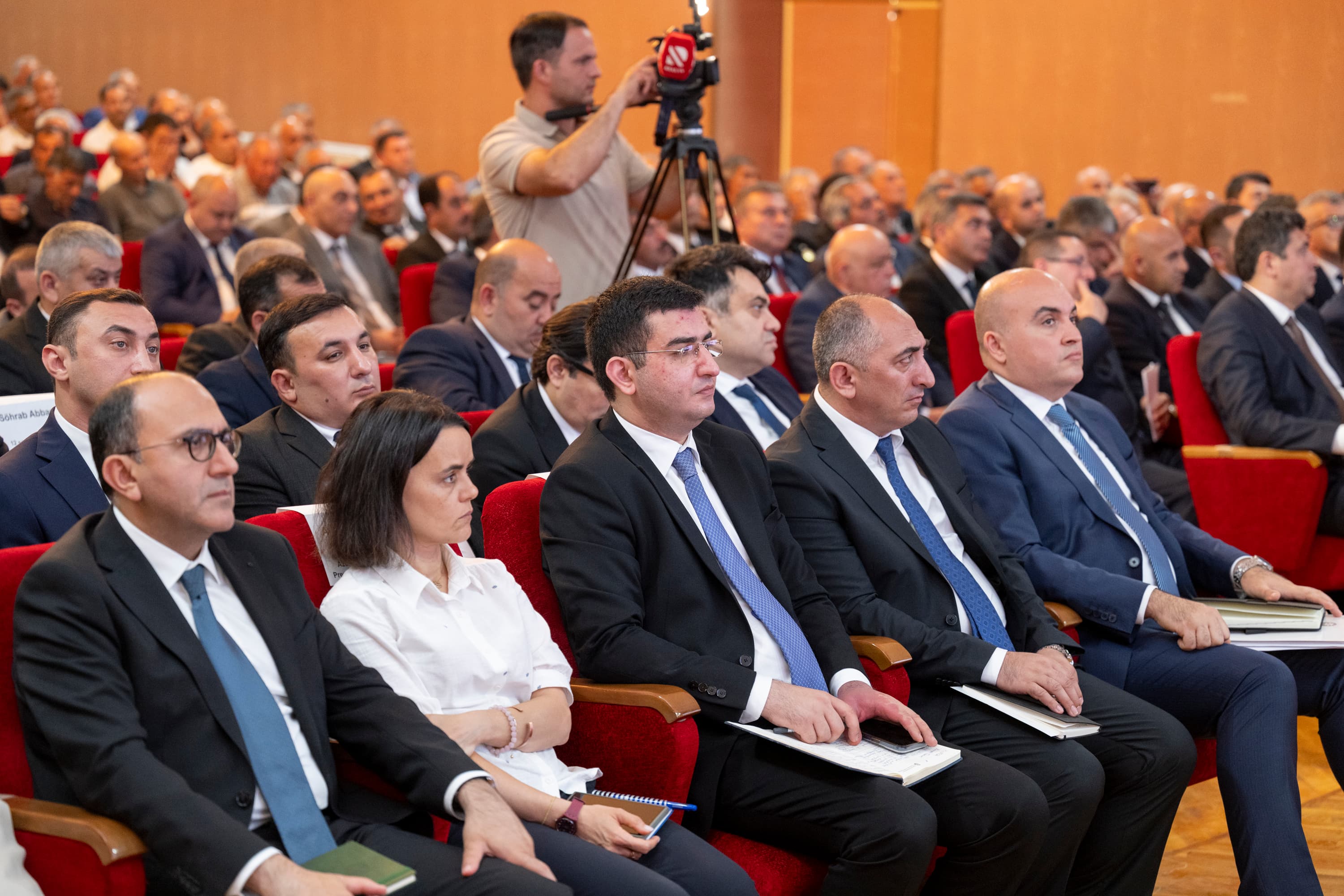 Ağcabədidə aqrar sahədə yeni Dövlət Proqramının müzakirəsi ilə bağlı regional müşavirə keçirilib — 9