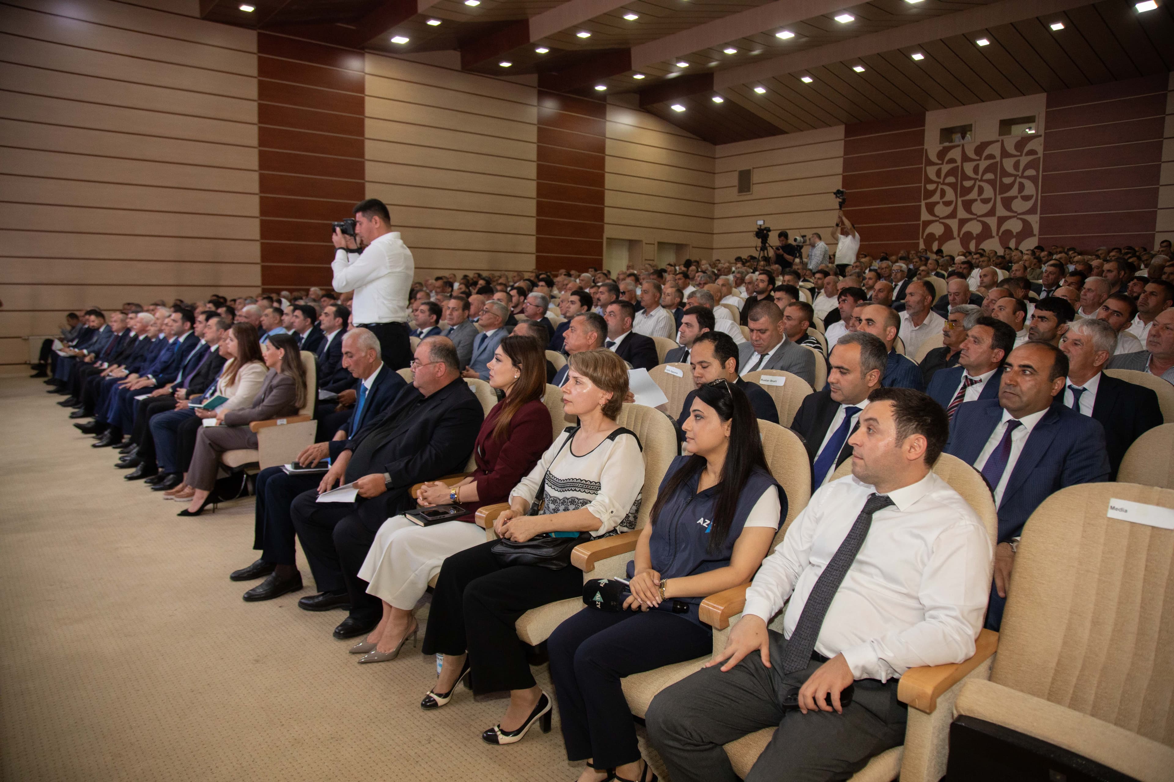 Lənkəranda aqrar sahənin inkişafına dair 2026–2030 Dövlət Proqramı müzakirə olunub — 6